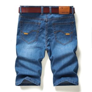 Denim korte jeans voor mannen dunne casual mode zomervakte elastische rechte dagelijkse straatbroeken 240520