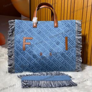 denim Tassel Toes Bag Designer Bag schoudertas boodschappentas trendy stijlvol grote capaciteit unieke charme in reliëf 39 cm
