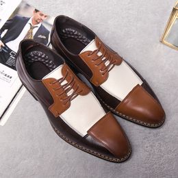 Derby chaussures hommes chaussures britannique couleur-blocage PU personnalité bout pointu aile pointe laçage mode affaires décontracté fête quotidienne AD093