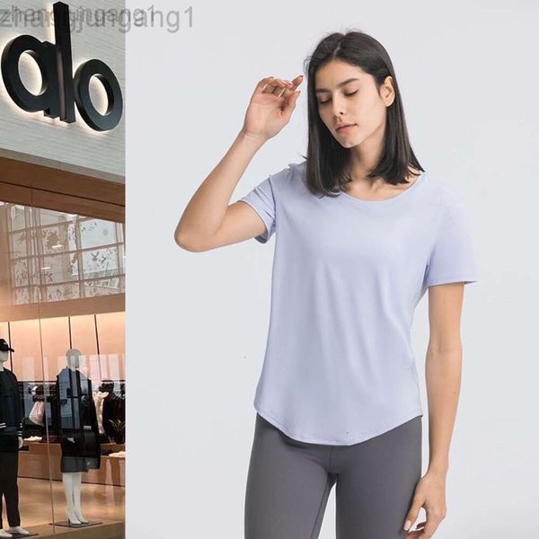 Desginer Alooo Yoga Top Shirt Clothe Woman Short Woman 2023 Spring/Summer Nuevo Sports Nude Manga corta Casuloose Camiseta Camiseta Running Fitness