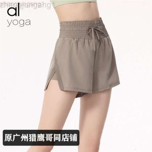 Desginer Alooo Yoga Woman Pant Top Vrouwen Anti Glare Sports Women High Tailed Summer Fitness Hot Pants Quick Drying Running Training Shorts