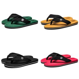 Desginer Llegada Moda Zapatilla Chanclas Diapositivas Zapatos Diseñador Para Hombre Para Mujer Color Amarillo Negro Rojo Verde Tamaño 36-45 W-013