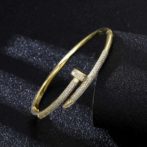 Cartera – Bracelet à ongles incolore pour femme, sélection stricte d'accessoires, carte d'accessoires pour la maison, bijoux en Zircon complet en diamant 18 carats