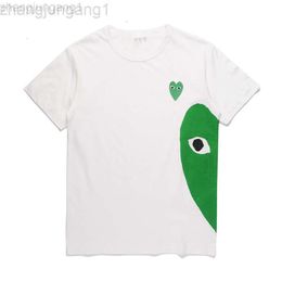 Desginer Cdgs Camiseta Commes Des Garcons Heyplay Marca de moda Camiseta de manga corta Algodón Cuello redondo Corazón de melocotón Hombres y mujeres Lado blanco Amantes del corazón verde 24SS