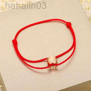 Desginer chamet joyería pulsera Shangjia 2024 Nueva pulsera de cuerda roja de colmena para mujer Cuerda de abeja de oro rosa Moda Luz de lujo Artesanía versátil