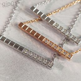 Desginer Chopard Jewelry Xiao Family Collier Nouvelle Génération 2 Cube Diamond Set v Plaqué Or 18 Carats Or Rose Platine Géométrique Carré Bloc Collier Chaîne