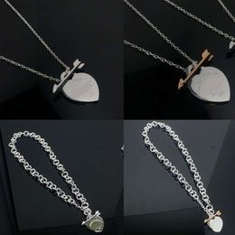 Desginer Tiffanybracelet Tiffanie Tiffanyjewelry T Home Precision Hoge kwaliteit hart ketting met één pijl door de gepersonaliseerde dikke ketting fijne sieraden