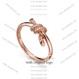 Desginer Tiffanyjewelry T Home Seiko High Quality New Twisted Rope Ring No Diamond Inlaid Fashion Tower 67de
