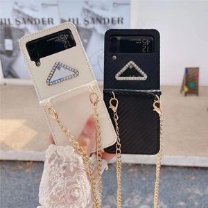 Desiger Fashion Vintage Carbon Fiber Telefoonhoesjes voor Samsung Galaxy Z Flip 4 5G Z Flip 3 2 met kettingachterachtige deksel luxe beschermende schaal