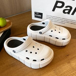 Diseño de 7 cm de tacón de altura Damas Toboganes de verano Mujeres transpirables Sandalias chicas Flip Flip Zapatos de playa Eva Casual Slippers 230718