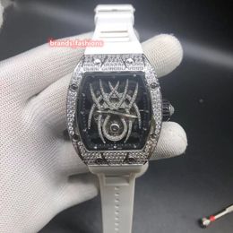 Design Amazing Men's Trend Watch Silver en acier inoxydable Watch Full Diamond Watch Rubber Strap Automatique mécanique Wristwatch 208d