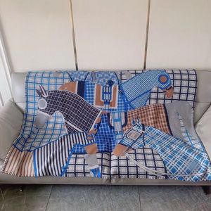 Design deken Echte wol en kasjmier Carriage Plaid Patroon met tags Dekens voor bedden Sofa Fabric Airconditioning Reizen Grote maat 135 * 170cm Ongeveer 1,5 kg