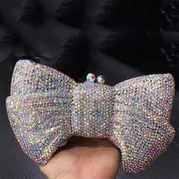 Design Bow Shape AB Strass Purse Femmes Sac à main Soirée Pochettes de haute qualité Lady Diamond Crystal Party Sac de mariage 240111