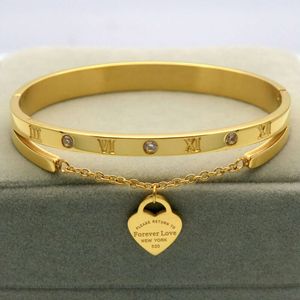 Bracelet de marque Design suspendus étiquette coeur pour toujours amour Pulseira Bracelet en acier titane bracelets pour femme bijoux