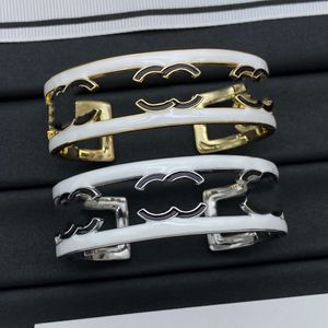 Design Double Letter Bangles Designer Bangle Titanium Steel Bracelet Men Bijoux de marque Bijoux de bracelet en or 18K