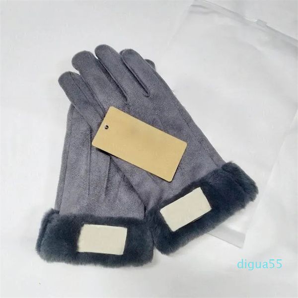 Diseño de guantes de estilo de piel sintética para mujeres Invierno al aire libre Five Five Fingers Glove de cuero artificial al por mayor