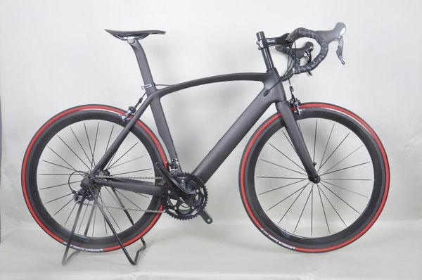 Vélo de course sur route noir Maaero Di2 Design FM098 avec 5800 vélos entièrement en carbone pour la vente