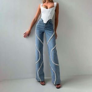Design Sense Surround Rhinestone Jeans voor dames lente 2024 Nieuwe niche los fitting rechte been modieuze informele veelzijdige broek
