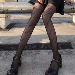 Chaussettes design pour femmes sexy lettre bas mode luxe respirant designers collants de jambe femmes dentelle bas imprimé m6ok