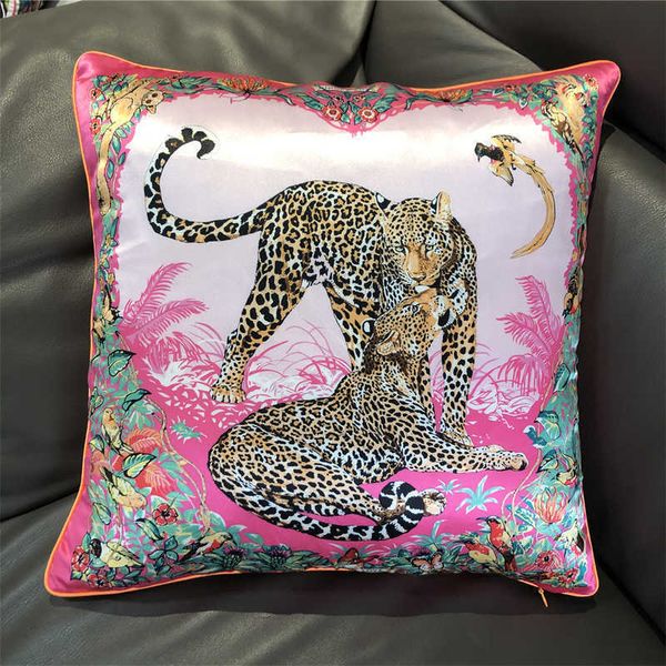 Diseño de dos leopardos, almohada de seda, funda de almohada de moda, sofá, silla, coche, almohada lumbar, funda de cojín, cojín trasero 2023 nuevo 2301018
