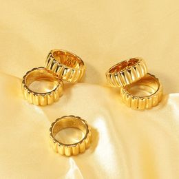 Bague de mariage à rayures verticales pour femmes et hommes, largeur Unique de 8mm, en acier inoxydable, bijoux en vrac, accessoires Vintage 2023 240125