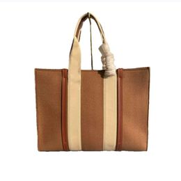 Ontwerp Woody grote draagtas Designer tas Winter luxe portemonnee wol vilt kalfslineren lederen handtas canvas klassiek voor casual voor dameskoppeling winkelen reistassen