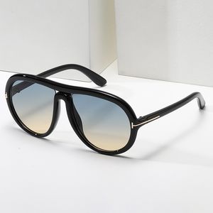 Lunettes de soleil conçues pour femmes, tendance européenne et américaine, rétro, lunettes de soleil de plage pour hommes, protection UV UV400, 2024