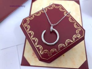 Designer 1to1 cartres S925 Sterling Silver Card Home Full Diamond Nail Collier High Version CNC CARVING FINE Séparation de couleur Electroplate 18K A3iz