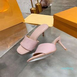 Designer -2023 Luxe Plat Mules Pantoufles Hommes Femmes Diapositives Sandales Chaussures Noir Rose Orange Bleu Waterfront Blanc En Cuir Tongs
