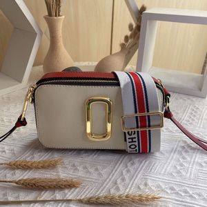 Designer 2024 Mode Femmes Snapshots Petit sac pour appareil photo Couleur unie Polyvalent Cross Body Bandoulière réglable Bandbody Purse