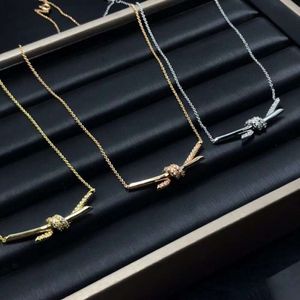 Designer 2024 Nouveau nœud Tico Sterling Sier T pour femmes Rose Gold Ism Collar Chain Collier Cadeaux de vacances de qualité