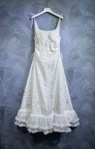 Designer 2024 Zomer Nieuwe Europese Witte Lace Borduurde jurk van de Europese dames Witte kant