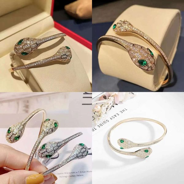 Designer 2024lies Femmes Top Quality Full Diamond Ring Falle's Green's Green Eyed Double Head Snake Bracelet avec une qualité d'origine d'ouverture a réglable