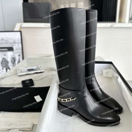 Designer 23A Knight Boots Automne et lacets Ahort Bottes Martin Bottes Lettres Femmes De Luxe Demi-Bottes En Cuir De Veau Noir Chaussures Plates Hautes Bottines Qualité Originale