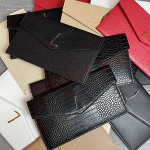 2024 Femmes Enveloppe Sac Handheld Card Sac Portefeuille Cowhide lisse Cow Sac Clip Sag Metal Square Pu Leather Crocodile Cuir Office Designer Style Fashion Casual