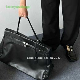 Designer 40 50 Zakken Echt lederen reizen Large Echo Niche Design Grote capaciteit Platinum Bag Tas Trendy Cool Underarm Bag Spicy Girl Personahave Logo WN-UW9W