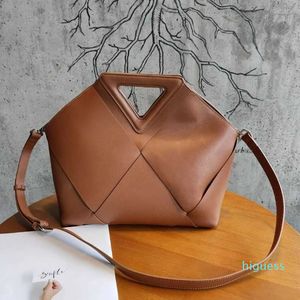 Designer-8A Edición original Bolsas de punto Precio Moda Triángulo Bolso tejido Temperamento de cuero Bolso de gran capacidad