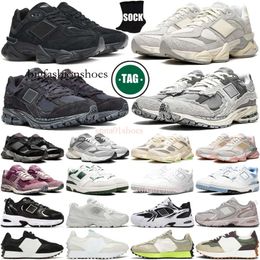 Designer 9060 2002r Sneakers 530 Chaussures de course pour hommes Femmes 550 Quartz Gray 327 Triple Black Castlerock Phantom Rain Cloud Men Trainers Runners
