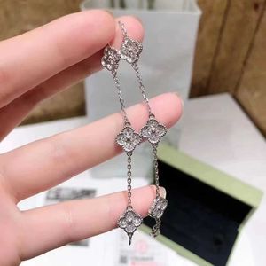 Designer 925 Sterling Silver Van Mini Full Diamond Six Six Flower Bracelet plaqué avec de l'or blanc 18k et des diamants Small Clover précision High Edition