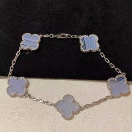 Designer 925 Sterling Silver Van Purple Jade Chalcedony Four Leaf Clover Bracelet plaqué avec une version haute précision en or blanc 18 carats bijoux faits à la main