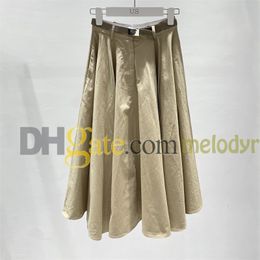 Designer A Line Skirts Women High Taille Long Style Rok met riem klassieke badge geplooide jurk voor dames