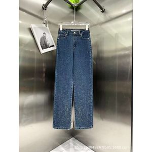 Diseñador A23 Nuevo diseño de nicho de principios de otoño lleno de estrellas, jeans con pedrería y perneras anchas, modernos, simples, versátiles y con efecto adelgazante