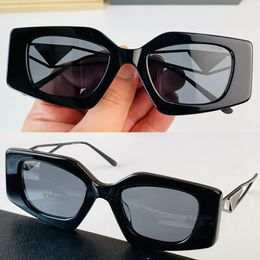 Diseñador Marco de acetato Gafas de sol para mujer spr19ys Fiesta de moda Gradiente Gafas de sol cuadradas Símbolo de triángulo icónico Marca de lujo Señoras templos de metal abiertos Gafas