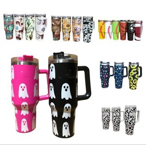 Tasses de 40 oz Tumbler avec manche 20 Designs Cowboy Football Designs Gobeurs Isulates Paille Paille en acier inoxydable Caxe Termos Cup avec logo