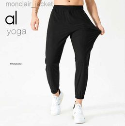 Pantalones de yoga de diseñador Alos Pantalones deportivos casuales de moda coreana para hombres Leggings sueltos delgados para hombres Ropa de hombre versátil 23SSA