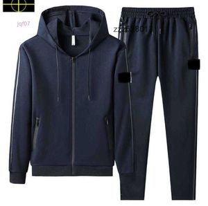Designer et Spring Autumn Mens Tracksuits en pierre Jacket Island Classic Island Veste Solid Casual Sports Costume Is Land Two Piece Hooded Zipper Opke