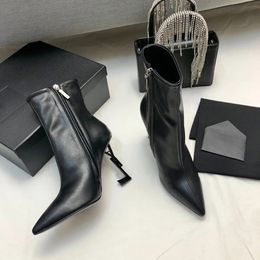 bottes de designer anke bouts pointus en daim lettre de botte courte talons hauts veau semelle en cuir véritable pour femmes chaussons fermeture éclair latérale bottes pour femmes de mode