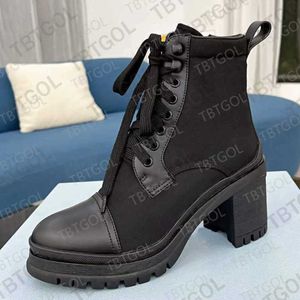 Designer Bottines Femmes Bottes Dames Bottines Mode Automne Hiver Talon Haut Plate-Forme Courte En Cuir Top Qualité Bottines NO43