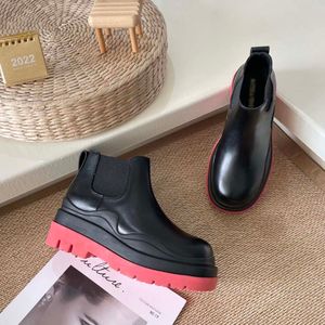 Designer enkellaarzen Mid Nieuwste leren dameslaarzen Crystal Martin Ankle Fashion antislip dikke zoollaarzen