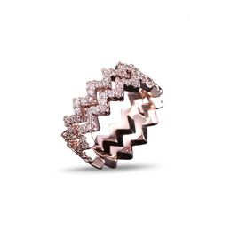 Designer AP Ring Luxe Top Rose Gold Wave Wijsvingerring Dubbellaags Modetrend Licht Klein Ontwerp Hoogwaardige Sense Accessoires Sieradencadeaus